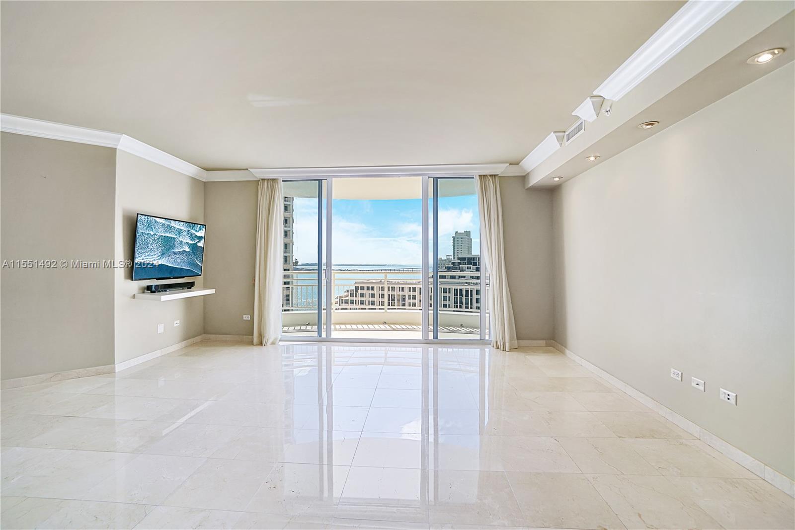 848 Brickell Key Dr, Miami, FL, 33131 United States, 1 Bedroom Bedrooms, ,1 BathroomBathrooms,Residential,For Sale,Brickell Key Dr,A11551492