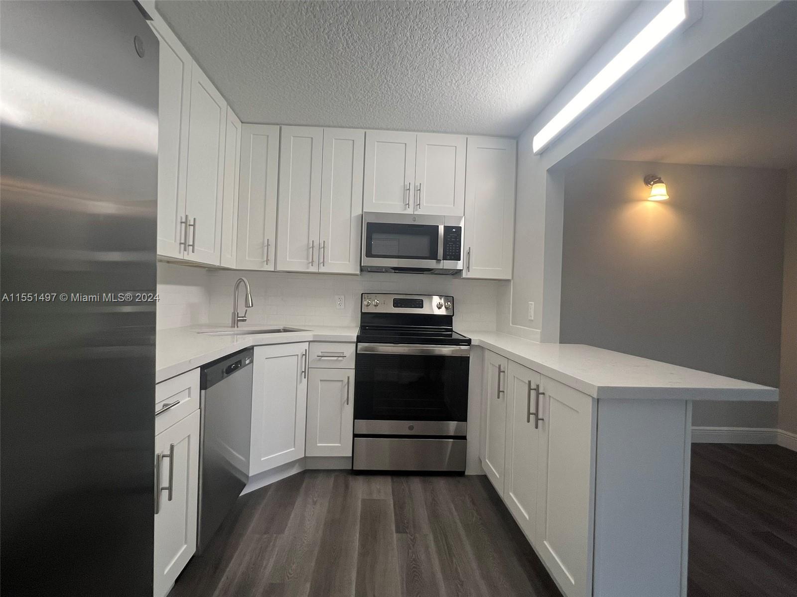 336 Pine Ridge Cir, Green Acres, FL, 33463 United States, 2 Bedrooms Bedrooms, ,1 BathroomBathrooms,Residential,For Sale,Pine Ridge Cir,A11551497