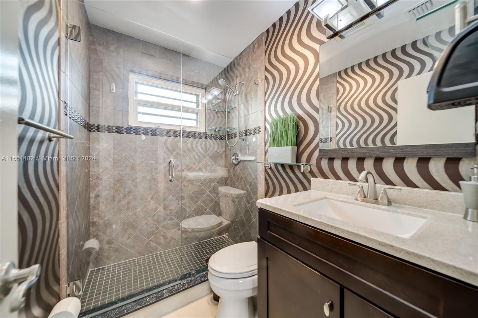 1473 NW 10th St 2, Dania Beach, Florida 33004, 2 Bedrooms Bedrooms, ,2 BathroomsBathrooms,Residentiallease,For Rent,1473 NW 10th St 2,A11551482