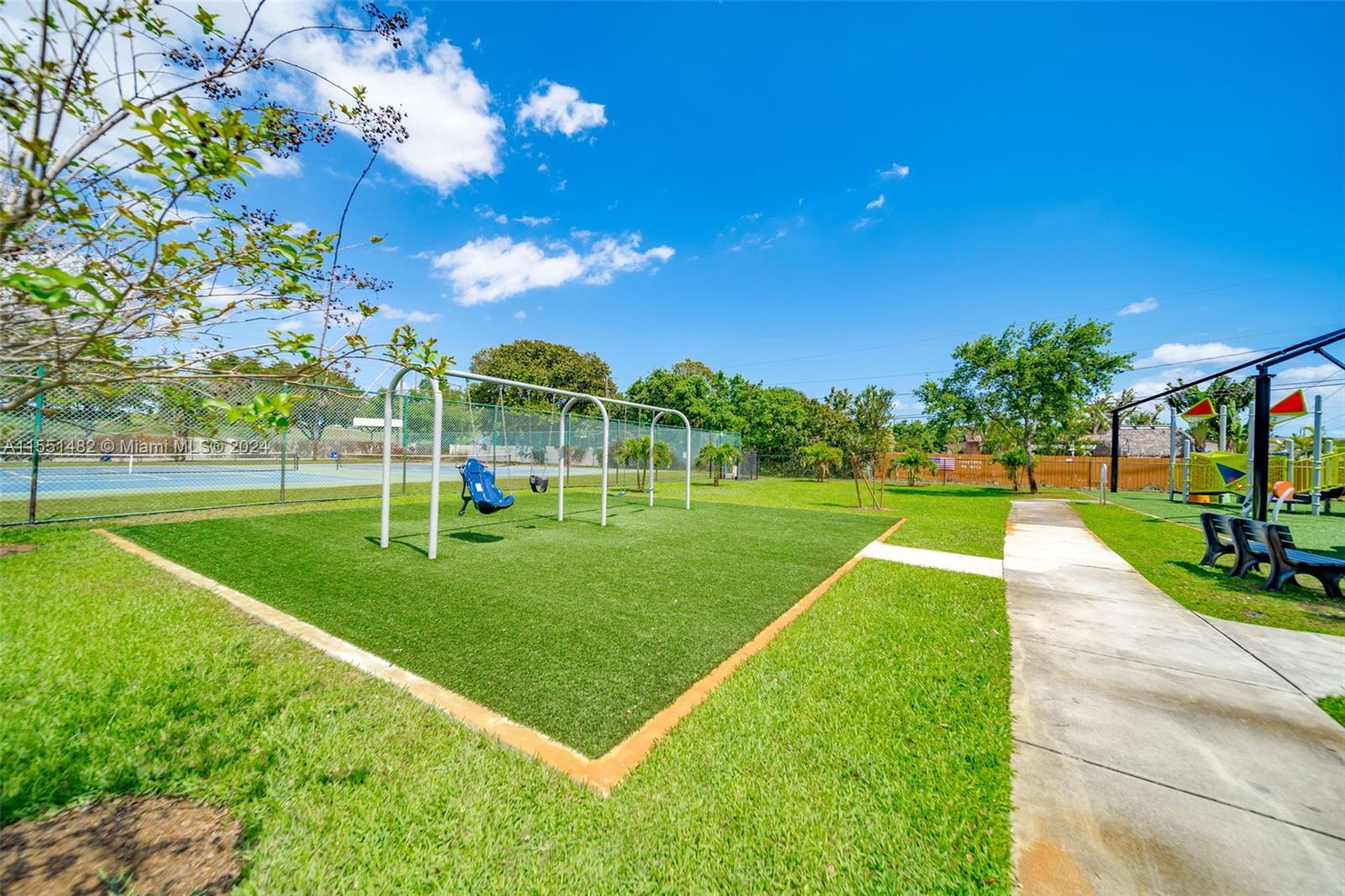 1473 NW 10th St 2, Dania Beach, Florida 33004, 2 Bedrooms Bedrooms, ,2 BathroomsBathrooms,Residentiallease,For Rent,1473 NW 10th St 2,A11551482