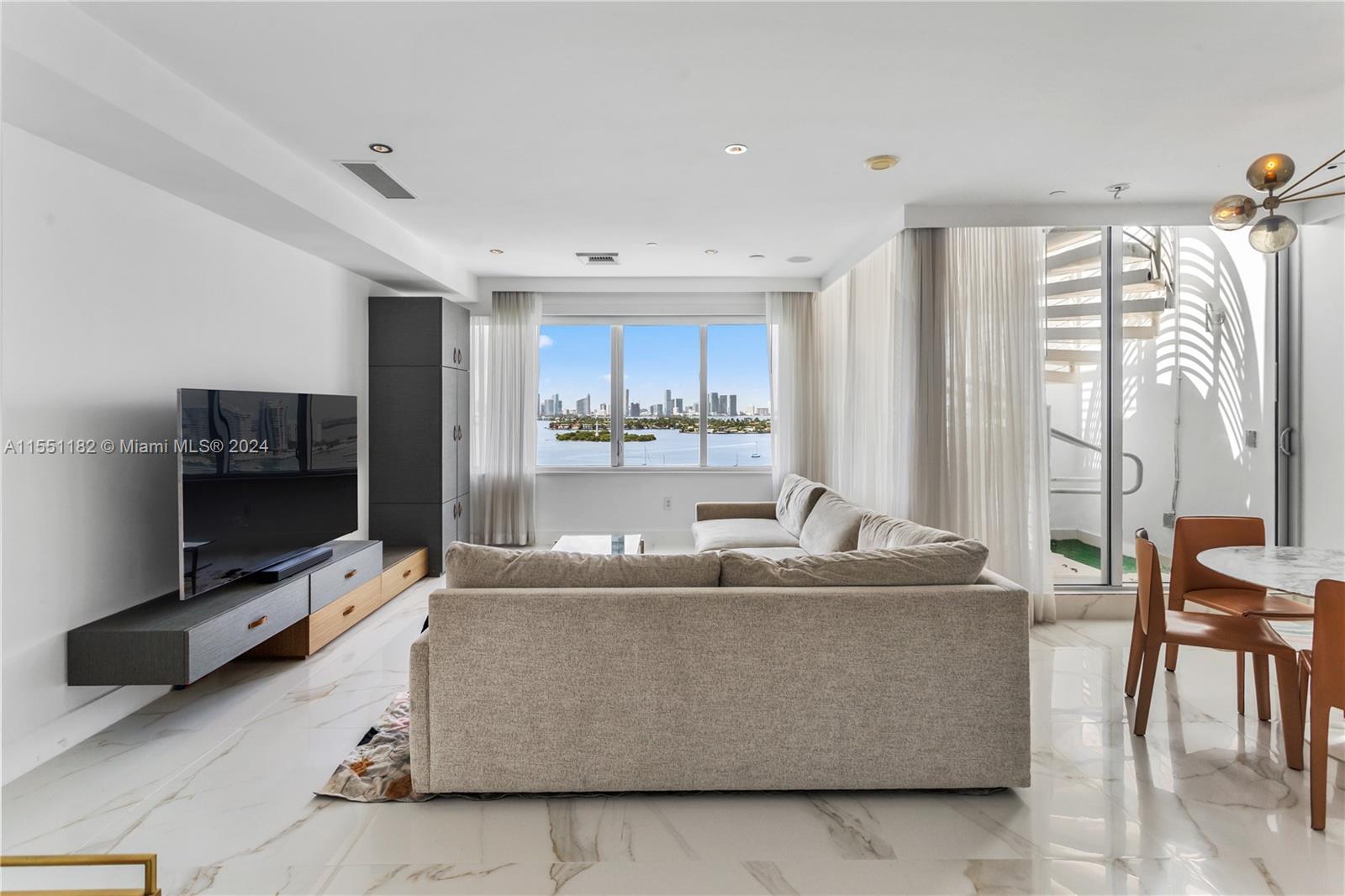1100 West Ave TS-1, Miami Beach, Florida 33139, 2 Bedrooms Bedrooms, ,2 BathroomsBathrooms,Residential,For Sale,1100 West Ave TS-1,A11551182