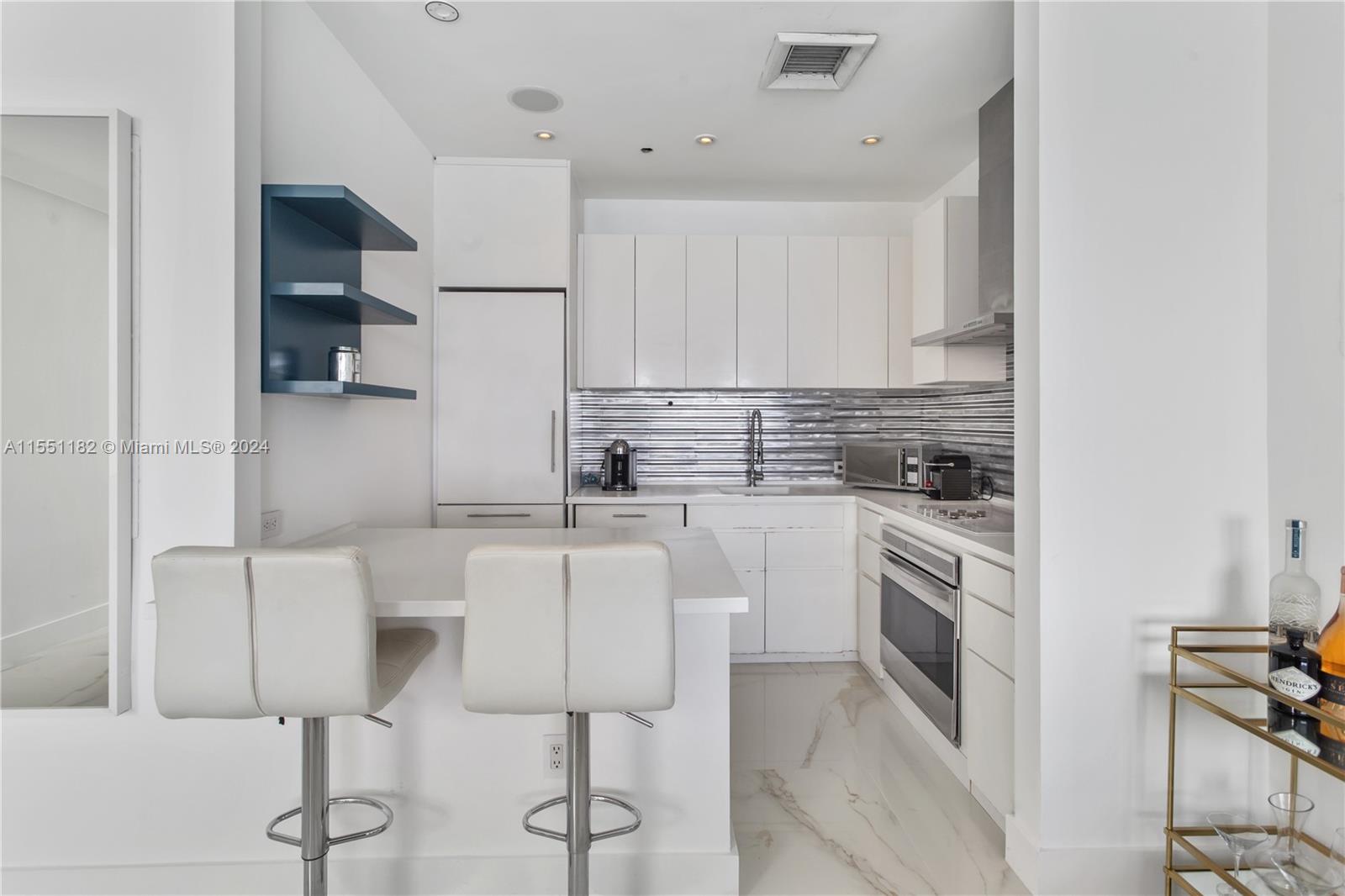 1100 West Ave TS-1, Miami Beach, Florida 33139, 2 Bedrooms Bedrooms, ,2 BathroomsBathrooms,Residential,For Sale,1100 West Ave TS-1,A11551182