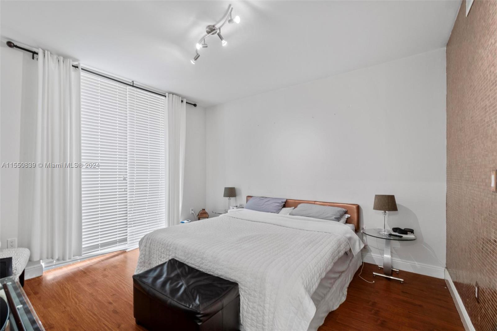 90 3rd St, Miami, FL, 33130 United States, 2 Bedrooms Bedrooms, ,2 BathroomsBathrooms,Residential,For Sale,3rd St,A11550839