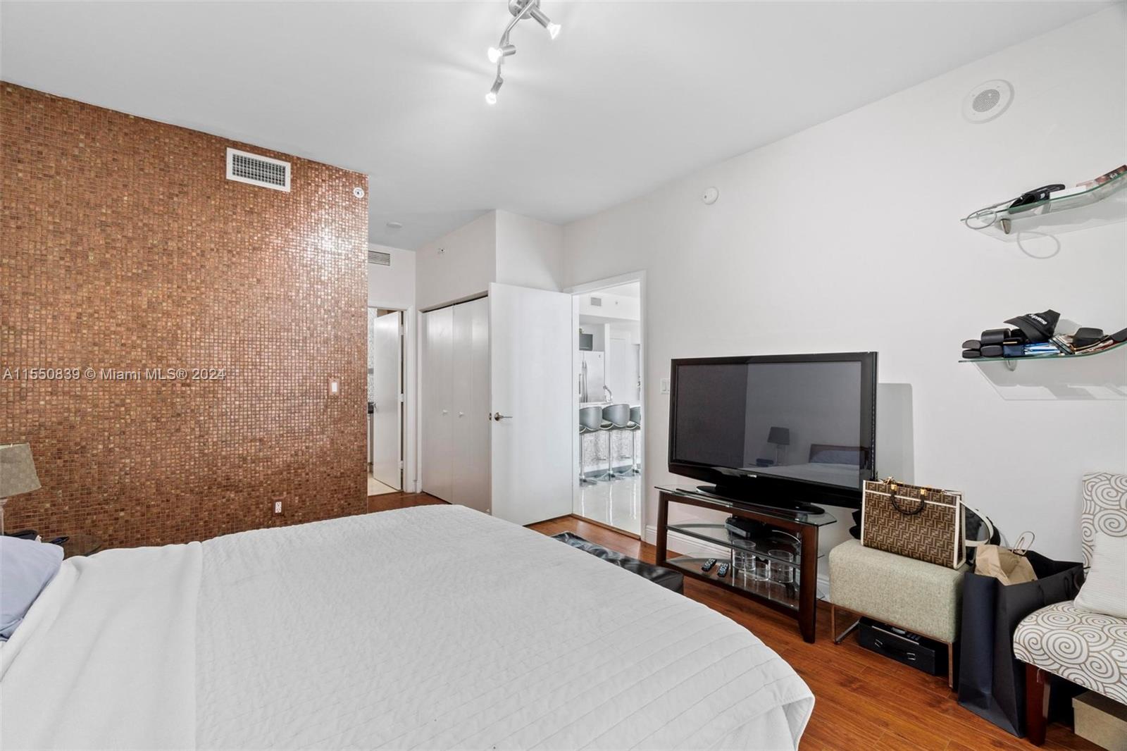 90 3rd St, Miami, FL, 33130 United States, 2 Bedrooms Bedrooms, ,2 BathroomsBathrooms,Residential,For Sale,3rd St,A11550839