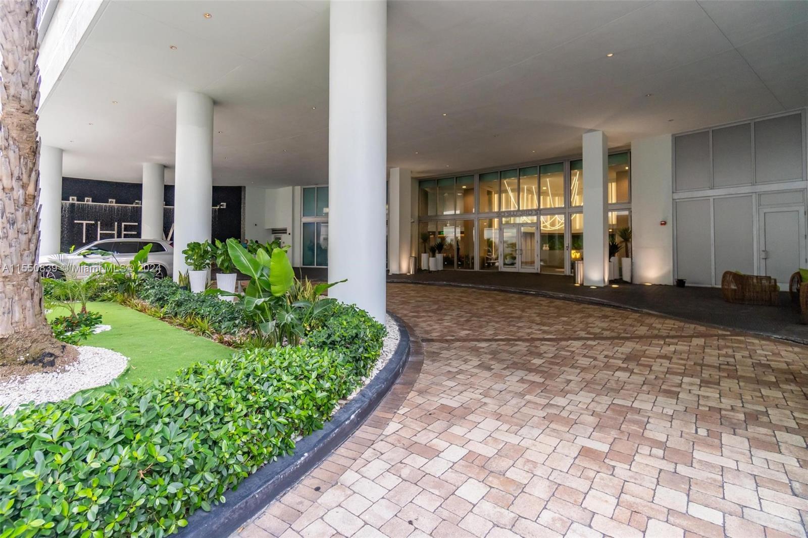 90 3rd St, Miami, FL, 33130 United States, 2 Bedrooms Bedrooms, ,2 BathroomsBathrooms,Residential,For Sale,3rd St,A11550839