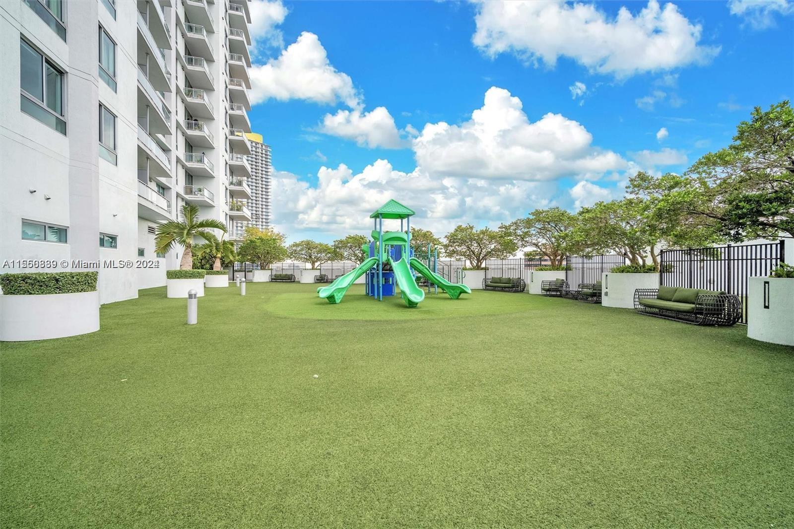 90 3rd St, Miami, FL, 33130 United States, 2 Bedrooms Bedrooms, ,2 BathroomsBathrooms,Residential,For Sale,3rd St,A11550839