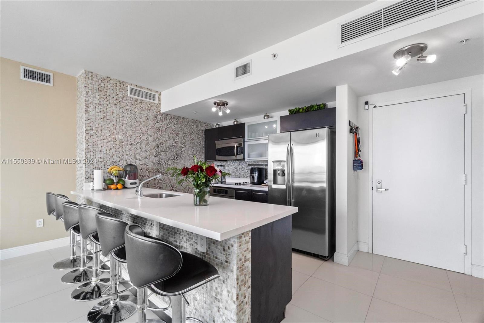 90 3rd St, Miami, FL, 33130 United States, 2 Bedrooms Bedrooms, ,2 BathroomsBathrooms,Residential,For Sale,3rd St,A11550839