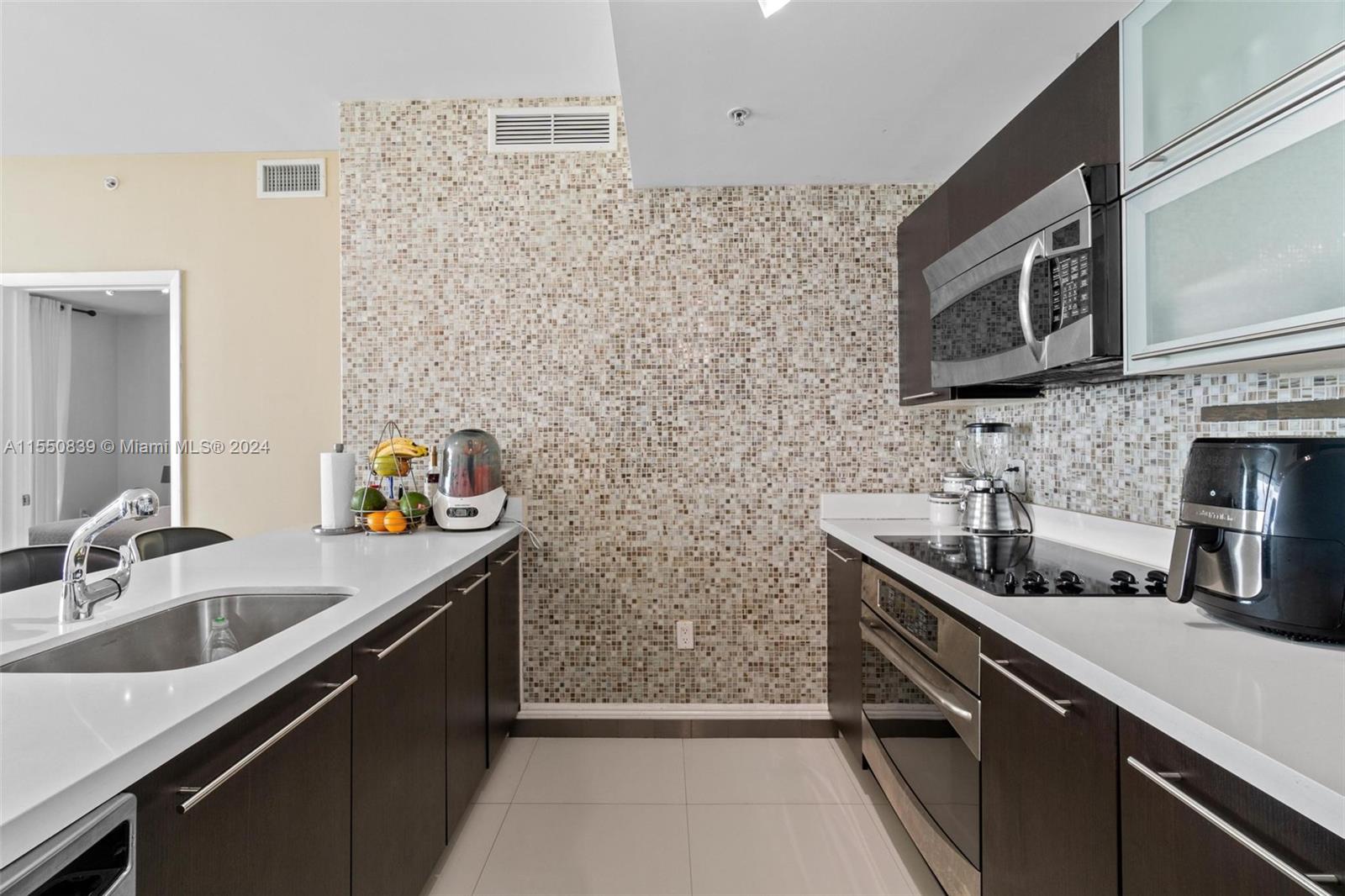 90 3rd St, Miami, FL, 33130 United States, 2 Bedrooms Bedrooms, ,2 BathroomsBathrooms,Residential,For Sale,3rd St,A11550839