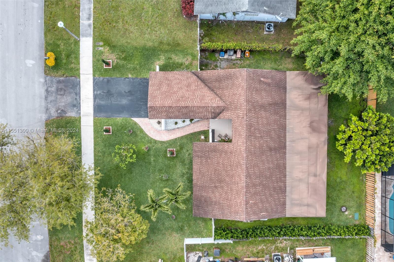 303 41st Ave, Deerfield Beach, FL, 33442 United States, 3 Bedrooms Bedrooms, ,2 BathroomsBathrooms,Residential,For Sale,41st Ave,A11551300