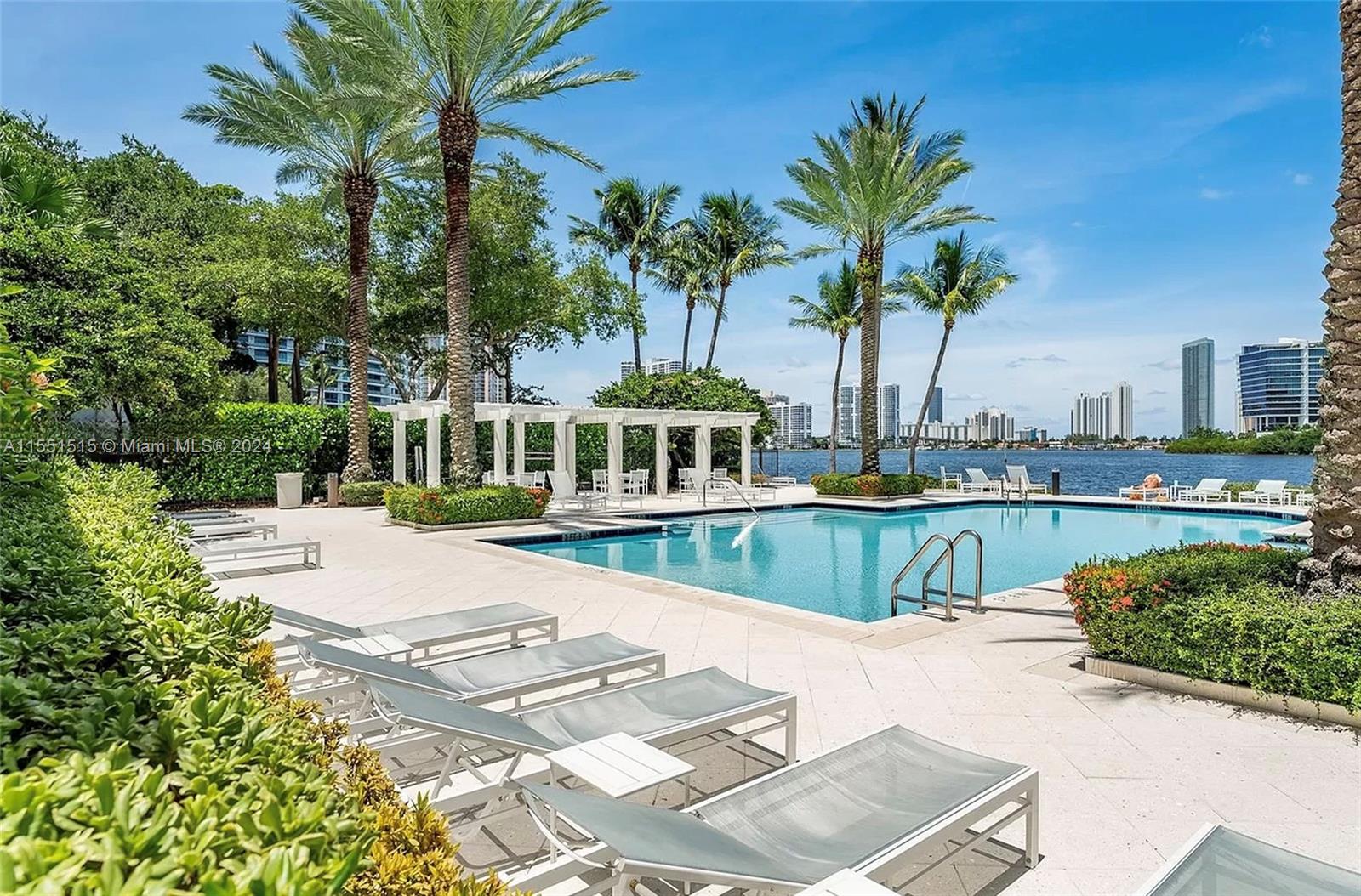 3125 184th St, Aventura, FL, 33160 United States, 2 Bedrooms Bedrooms, ,1 BathroomBathrooms,Residential,For Sale,184th St,A11551515