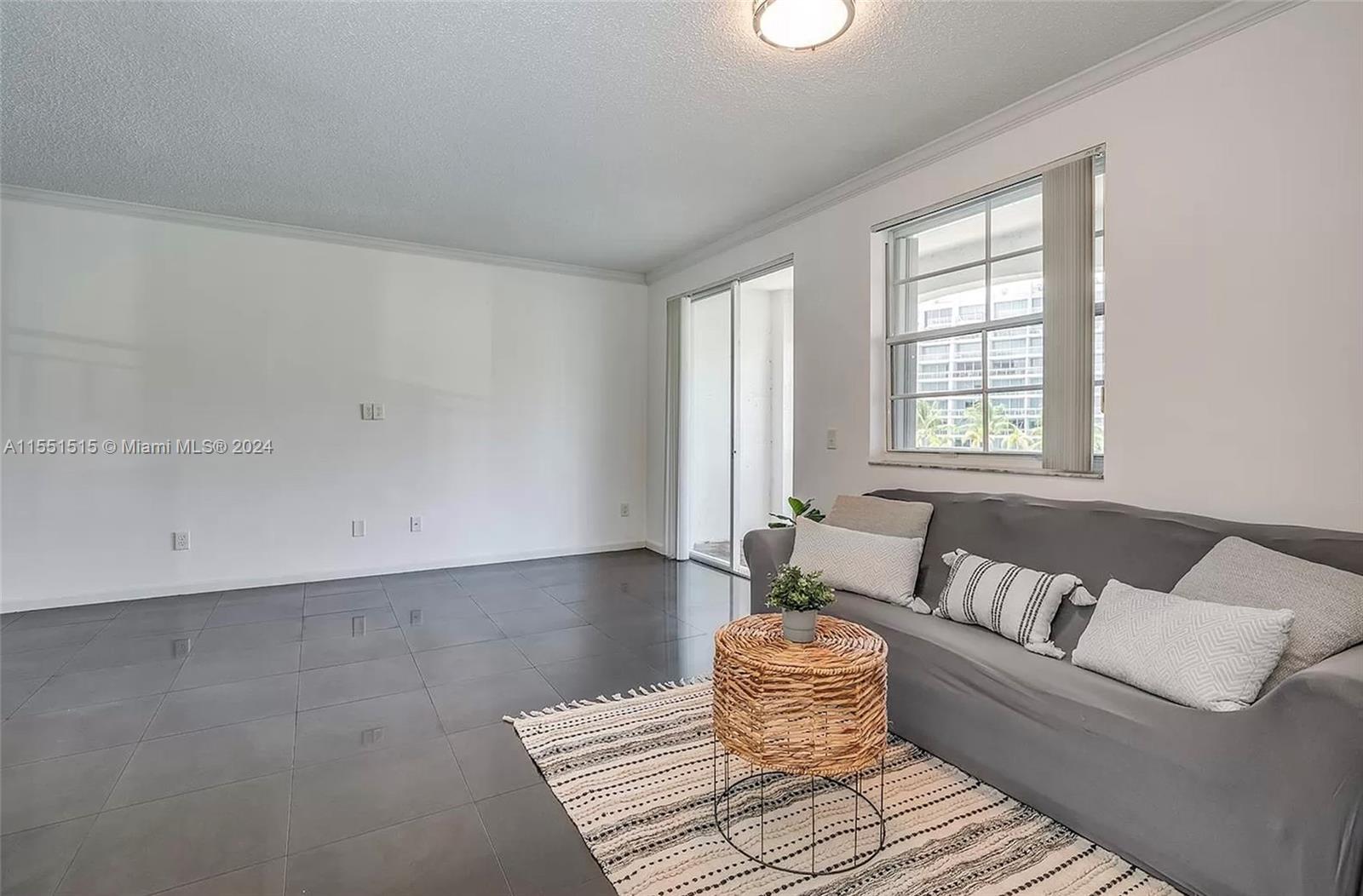 3125 184th St, Aventura, FL, 33160 United States, 2 Bedrooms Bedrooms, ,1 BathroomBathrooms,Residential,For Sale,184th St,A11551515