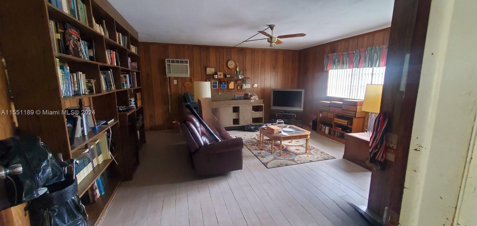 14760 Spur Dr, Miami, FL, 33161 United States, 3 Bedrooms Bedrooms, ,2 BathroomsBathrooms,Residential,For Sale,Spur Dr,A11551189