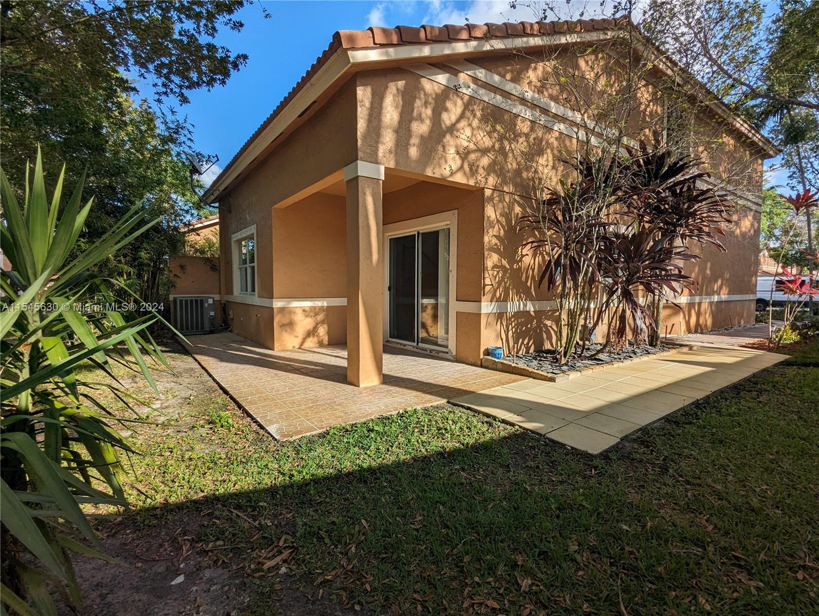 2291 99th Way, Sunrise, FL, 33322 United States, 3 Bedrooms Bedrooms, ,2 BathroomsBathrooms,Residential,For Sale,99th Way,A11545630