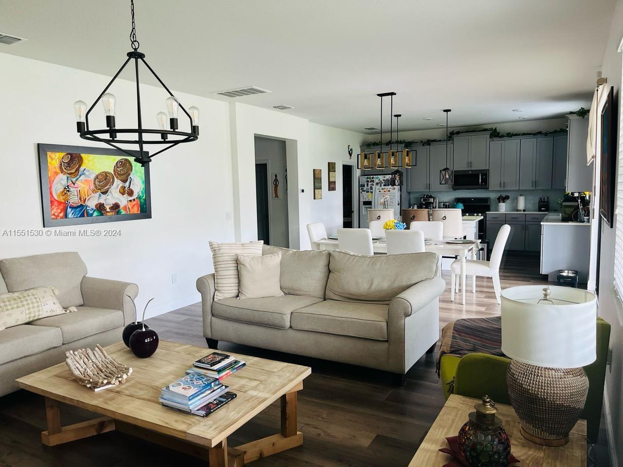 15251 Night Heron Drive, Winter Garden, FL, 34787 United States, 4 Bedrooms Bedrooms, ,2 BathroomsBathrooms,Residential,For Sale,Night Heron Drive,A11551530