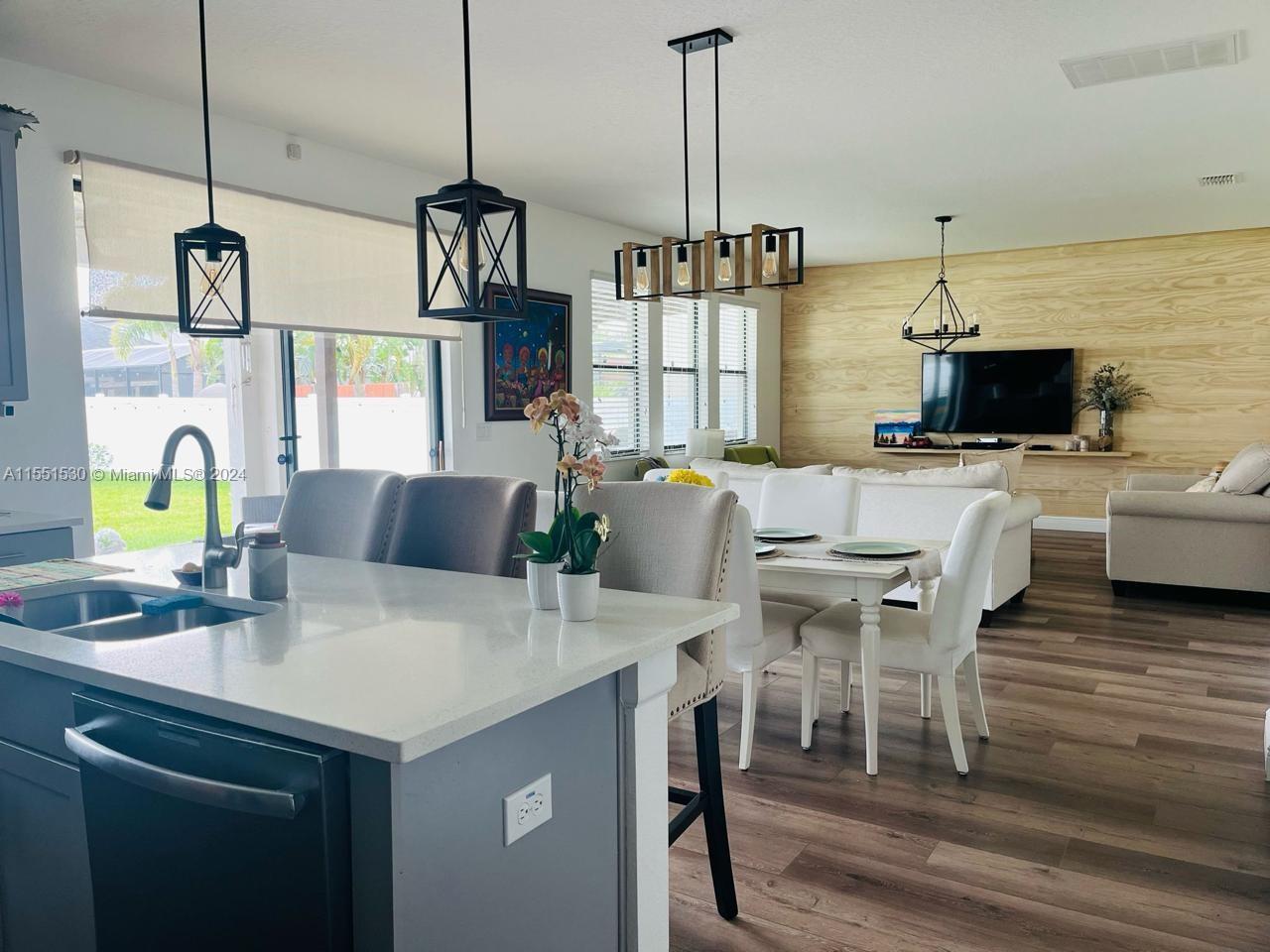 15251 Night Heron Drive, Winter Garden, FL, 34787 United States, 4 Bedrooms Bedrooms, ,2 BathroomsBathrooms,Residential,For Sale,Night Heron Drive,A11551530