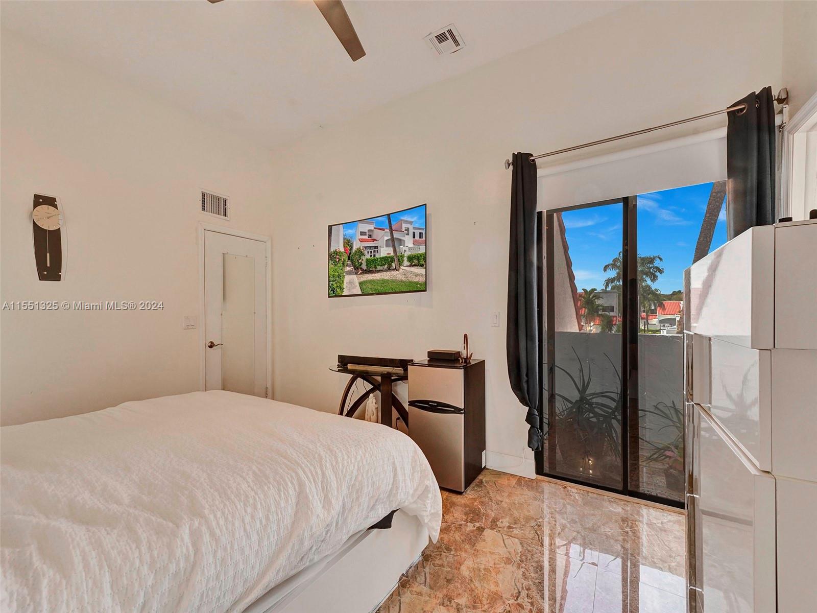 20941 Bay Ct 121-2, Aventura, Florida 33180, 3 Bedrooms Bedrooms, ,2 BathroomsBathrooms,Residential,For Sale,20941 Bay Ct 121-2,A11551325