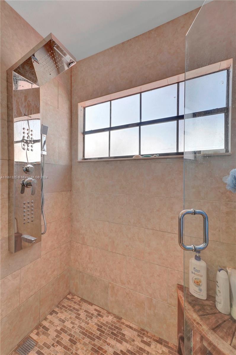 20941 Bay Ct 121-2, Aventura, Florida 33180, 3 Bedrooms Bedrooms, ,2 BathroomsBathrooms,Residential,For Sale,20941 Bay Ct 121-2,A11551325