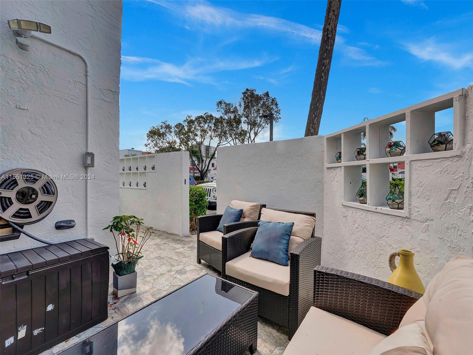 20941 Bay Ct 121-2, Aventura, Florida 33180, 3 Bedrooms Bedrooms, ,2 BathroomsBathrooms,Residential,For Sale,20941 Bay Ct 121-2,A11551325