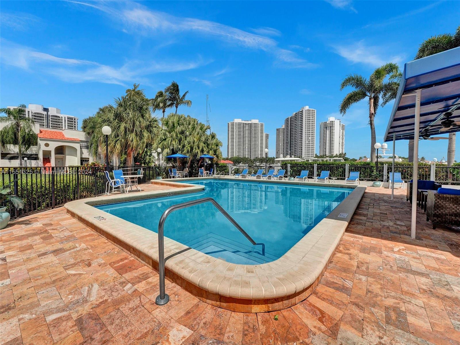 20941 Bay Ct 121-2, Aventura, Florida 33180, 3 Bedrooms Bedrooms, ,2 BathroomsBathrooms,Residential,For Sale,20941 Bay Ct 121-2,A11551325