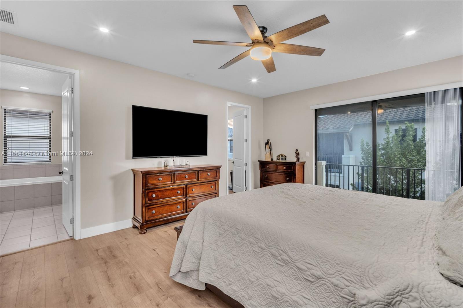 3544 97th St, Hialeah, FL, 33018 United States, 3 Bedrooms Bedrooms, ,2 BathroomsBathrooms,Residential,For Sale,97th St,A11551543