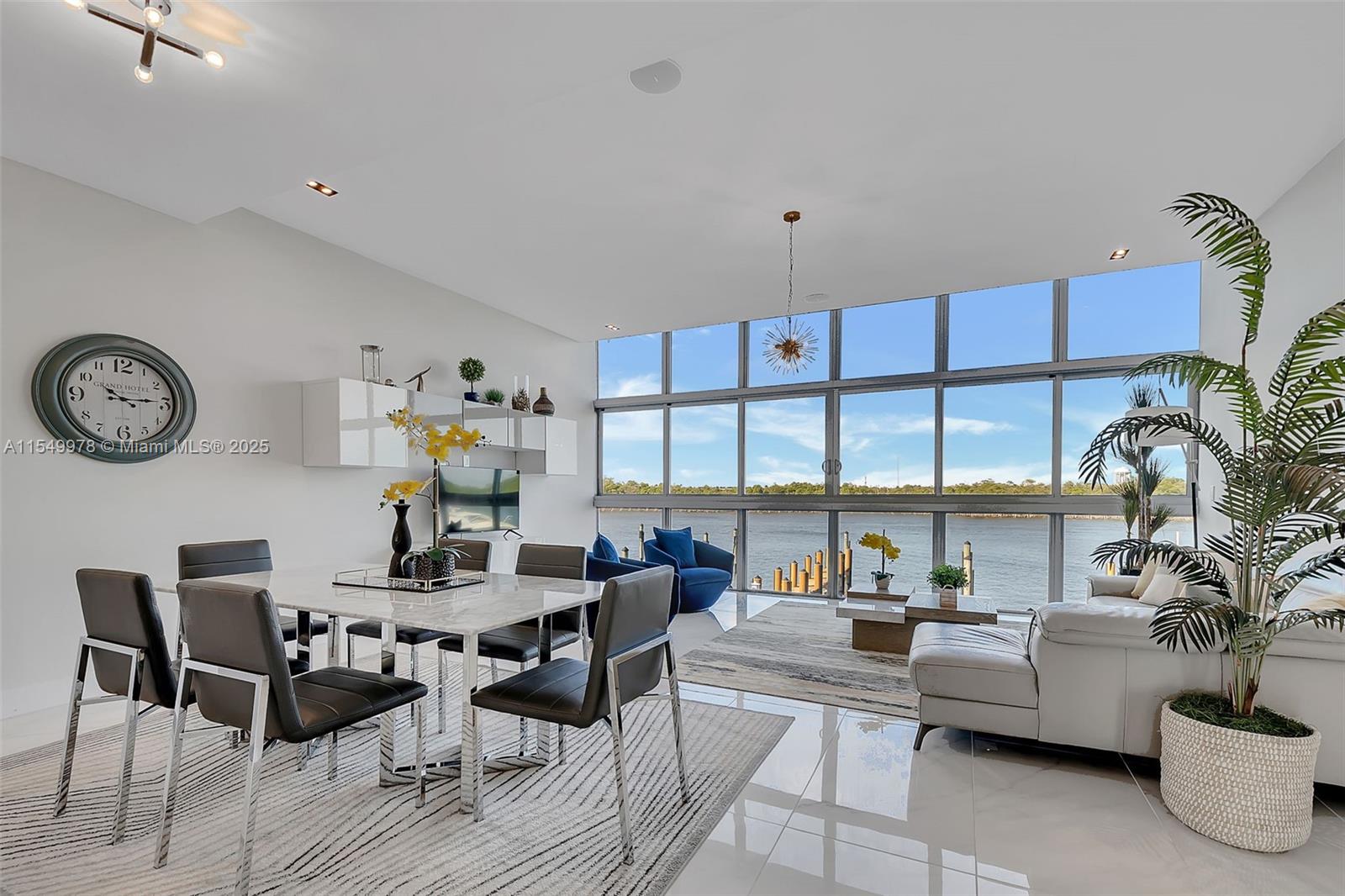 2870 Ocean Dr, Hollywood, FL, 33019 United States, 3 Bedrooms Bedrooms, ,3 BathroomsBathrooms,Residential,For Sale,Ocean Dr,A11549978