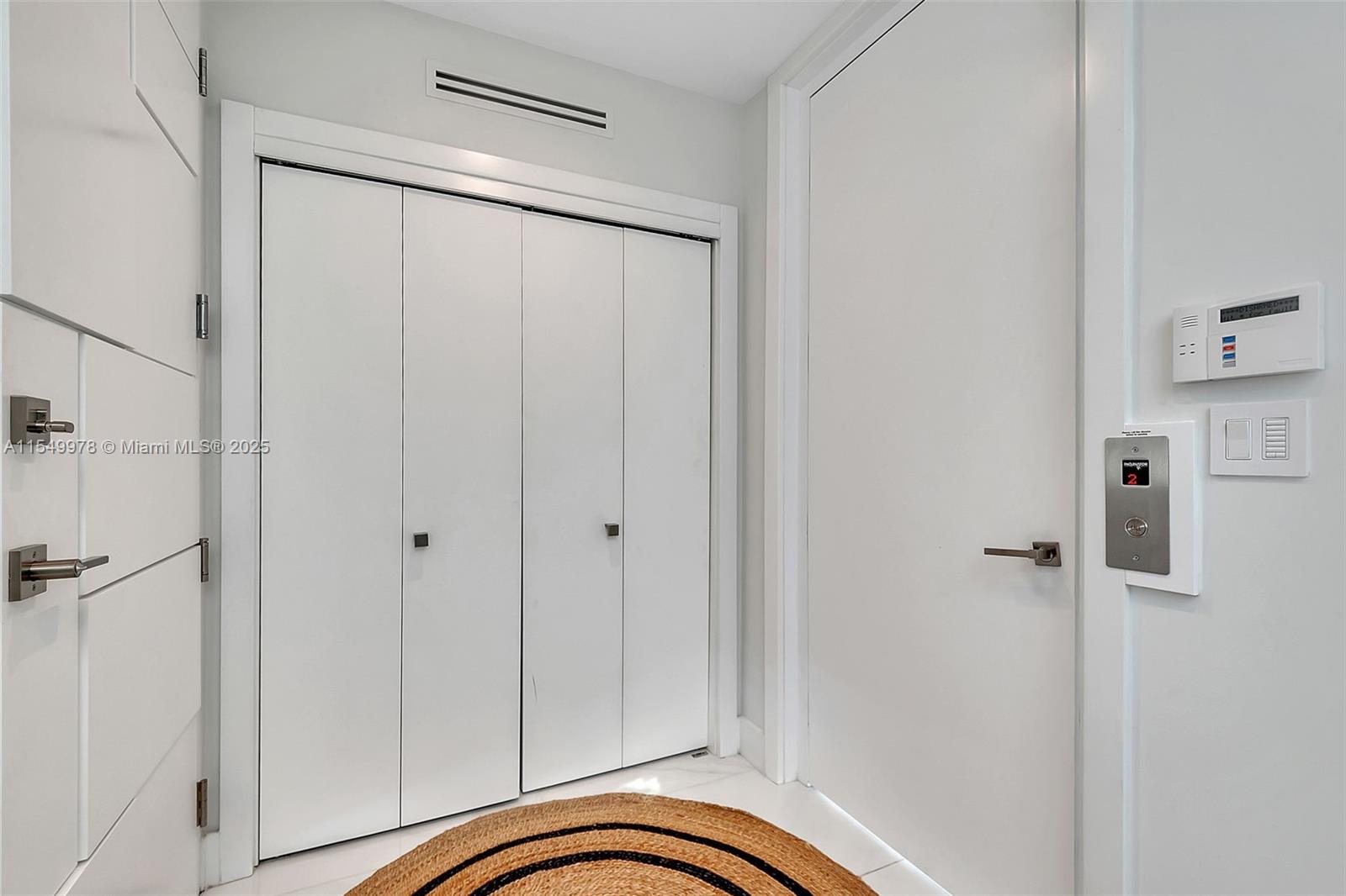 2870 N Ocean Dr, Hollywood, Florida 33019, 3 Bedrooms Bedrooms, ,3 BathroomsBathrooms,Residential,For Sale,2870 N Ocean Dr,A11549978