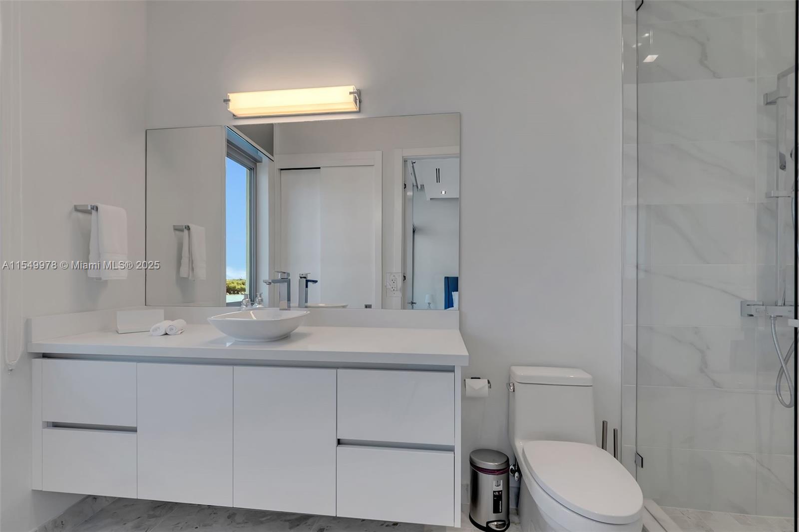 2870 Ocean Dr, Hollywood, FL, 33019 United States, 3 Bedrooms Bedrooms, ,3 BathroomsBathrooms,Residential,For Sale,Ocean Dr,A11549978