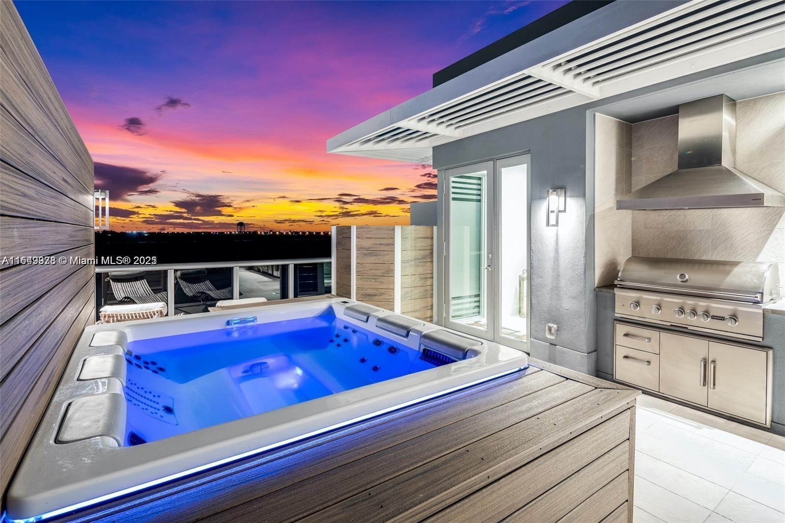 2870 Ocean Dr, Hollywood, FL, 33019 United States, 3 Bedrooms Bedrooms, ,3 BathroomsBathrooms,Residential,For Sale,Ocean Dr,A11549978