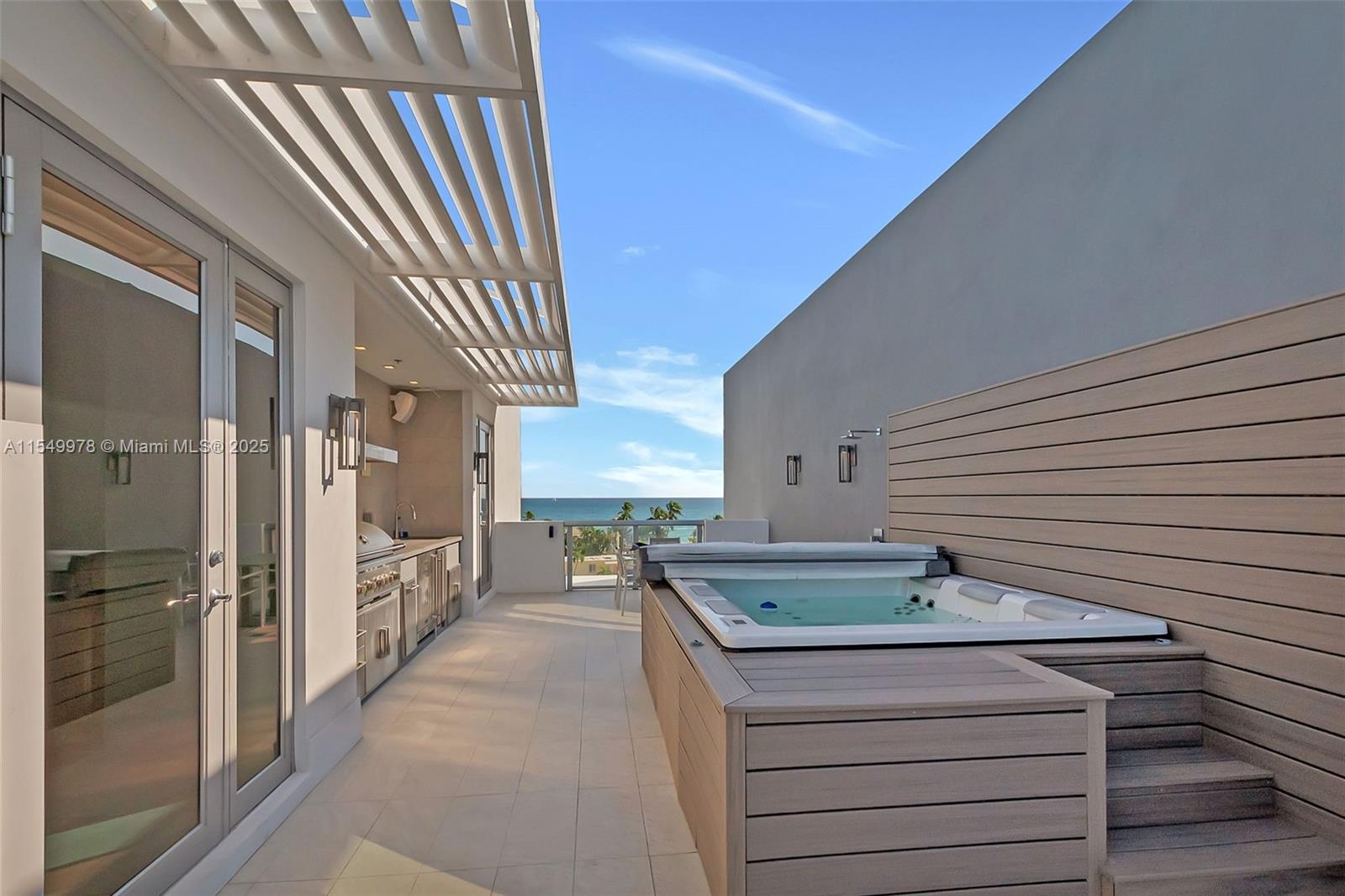2870 Ocean Dr, Hollywood, FL, 33019 United States, 3 Bedrooms Bedrooms, ,3 BathroomsBathrooms,Residential,For Sale,Ocean Dr,A11549978