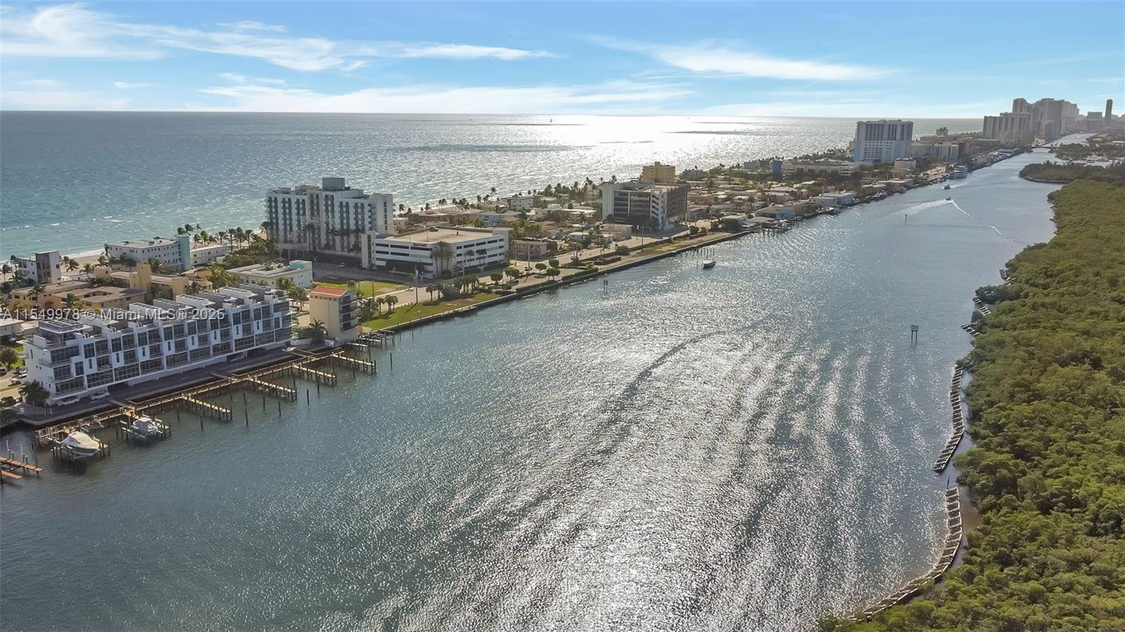 2870 Ocean Dr, Hollywood, FL, 33019 United States, 3 Bedrooms Bedrooms, ,3 BathroomsBathrooms,Residential,For Sale,Ocean Dr,A11549978