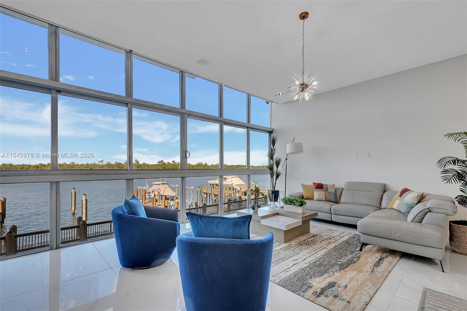 2870 N Ocean Dr, Hollywood, Florida 33019, 3 Bedrooms Bedrooms, ,3 BathroomsBathrooms,Residential,For Sale,2870 N Ocean Dr,A11549978