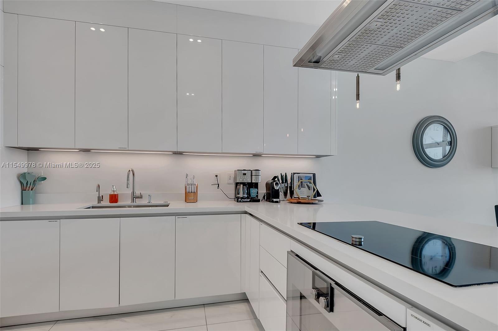 2870 N Ocean Dr, Hollywood, Florida 33019, 3 Bedrooms Bedrooms, ,3 BathroomsBathrooms,Residential,For Sale,2870 N Ocean Dr,A11549978