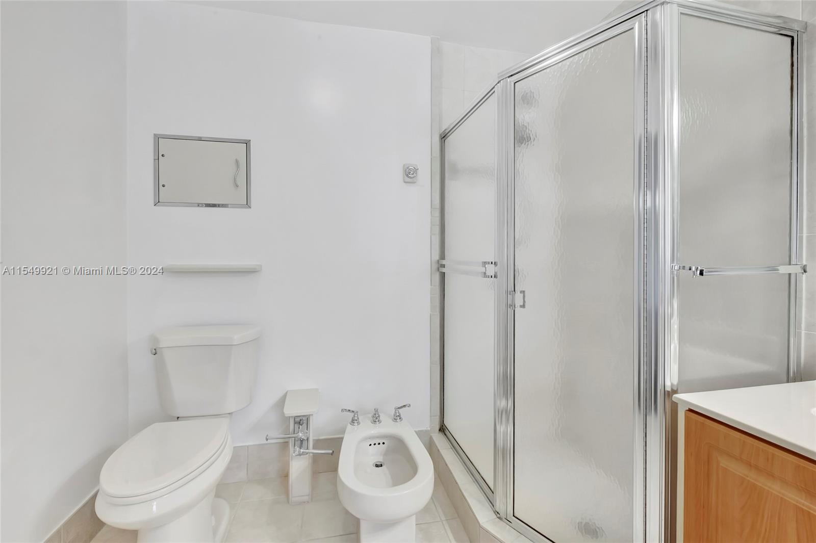 14030 145th Ter, Miami, FL, 33186 United States, 5 Bedrooms Bedrooms, ,3 BathroomsBathrooms,Residential,For Sale,145th Ter,A11549921