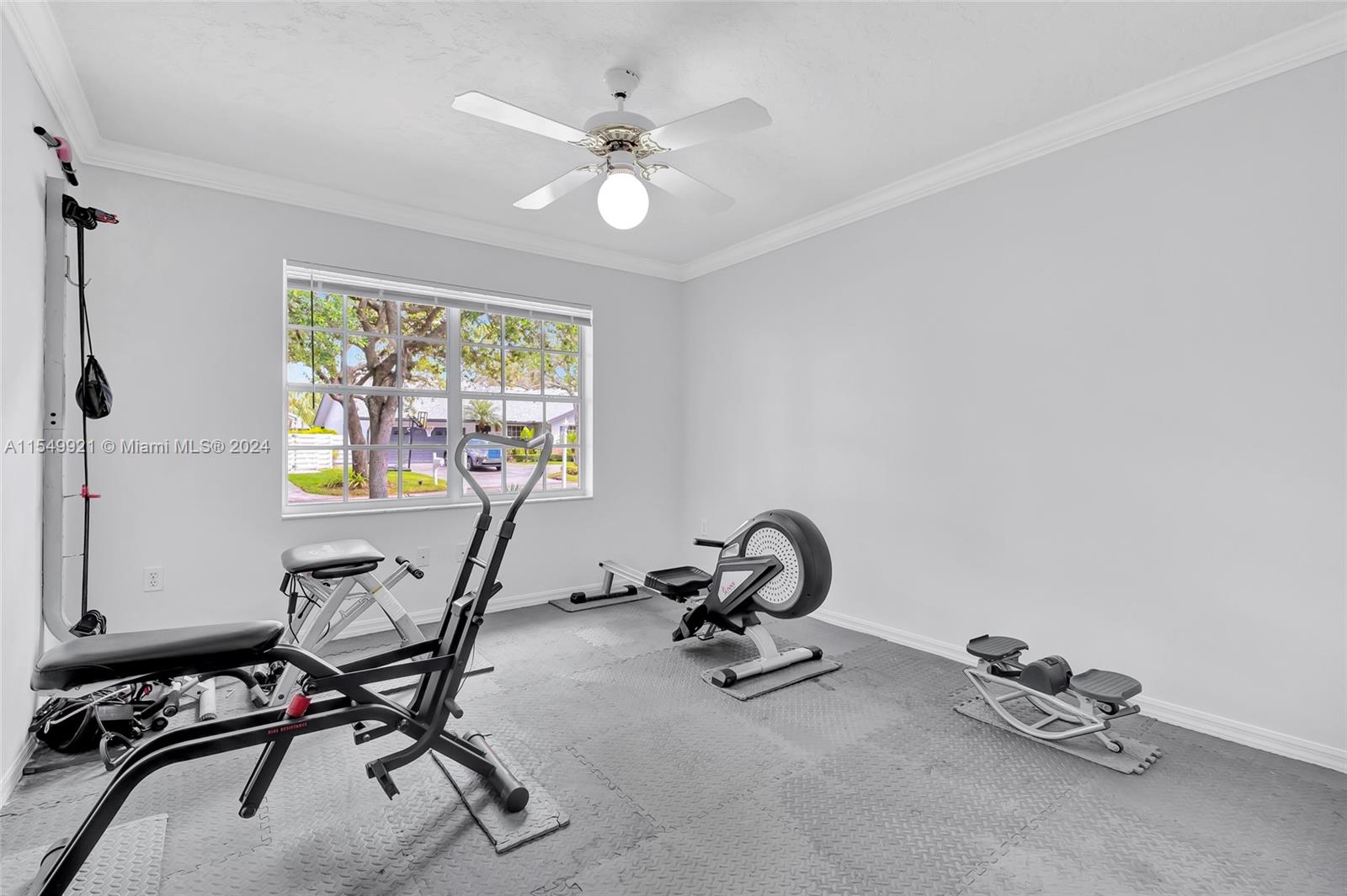 14030 145th Ter, Miami, FL, 33186 United States, 5 Bedrooms Bedrooms, ,3 BathroomsBathrooms,Residential,For Sale,145th Ter,A11549921