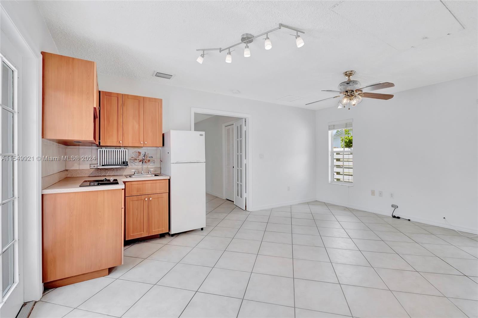 14030 145th Ter, Miami, FL, 33186 United States, 5 Bedrooms Bedrooms, ,3 BathroomsBathrooms,Residential,For Sale,145th Ter,A11549921