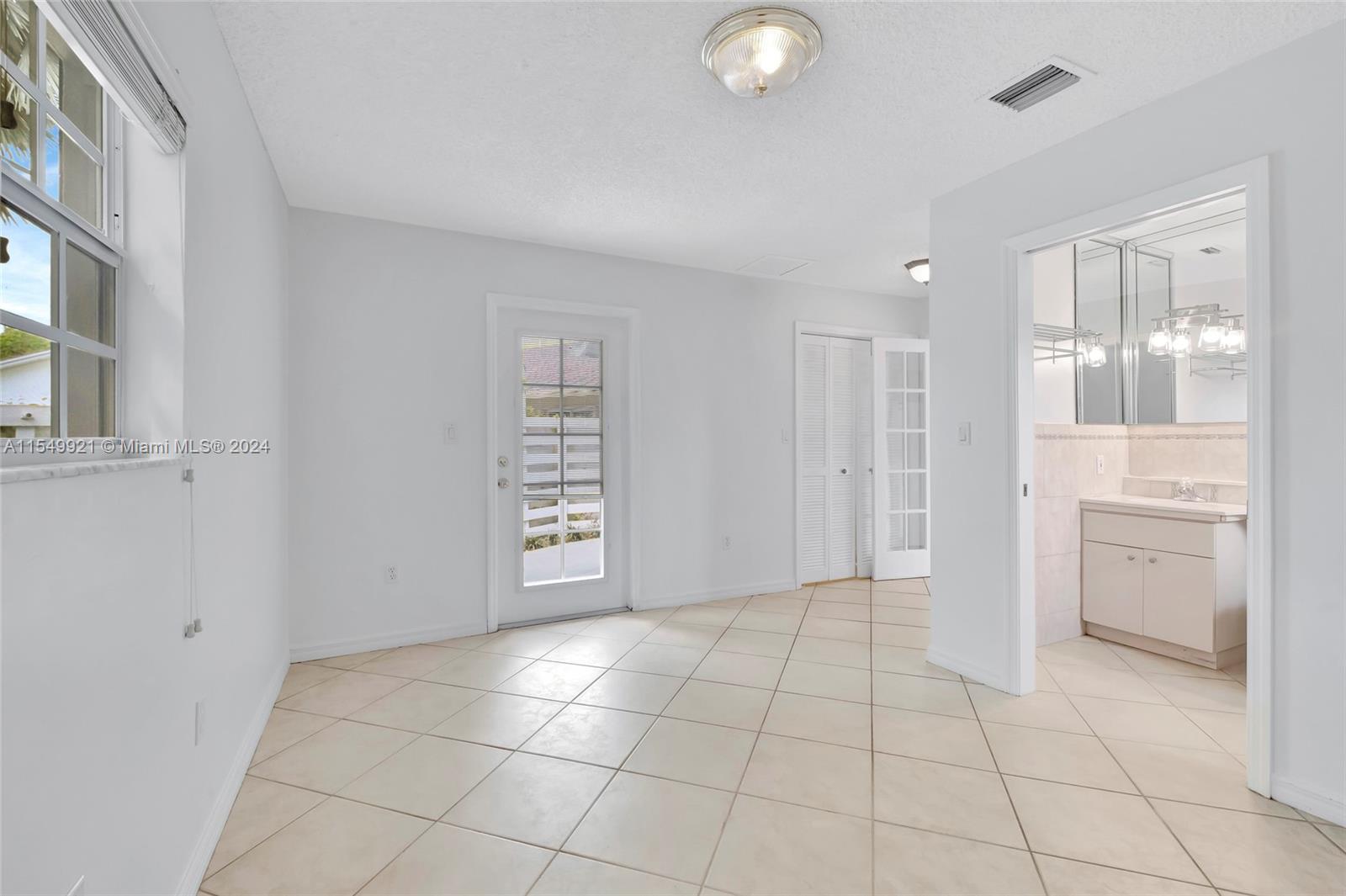 14030 145th Ter, Miami, FL, 33186 United States, 5 Bedrooms Bedrooms, ,3 BathroomsBathrooms,Residential,For Sale,145th Ter,A11549921