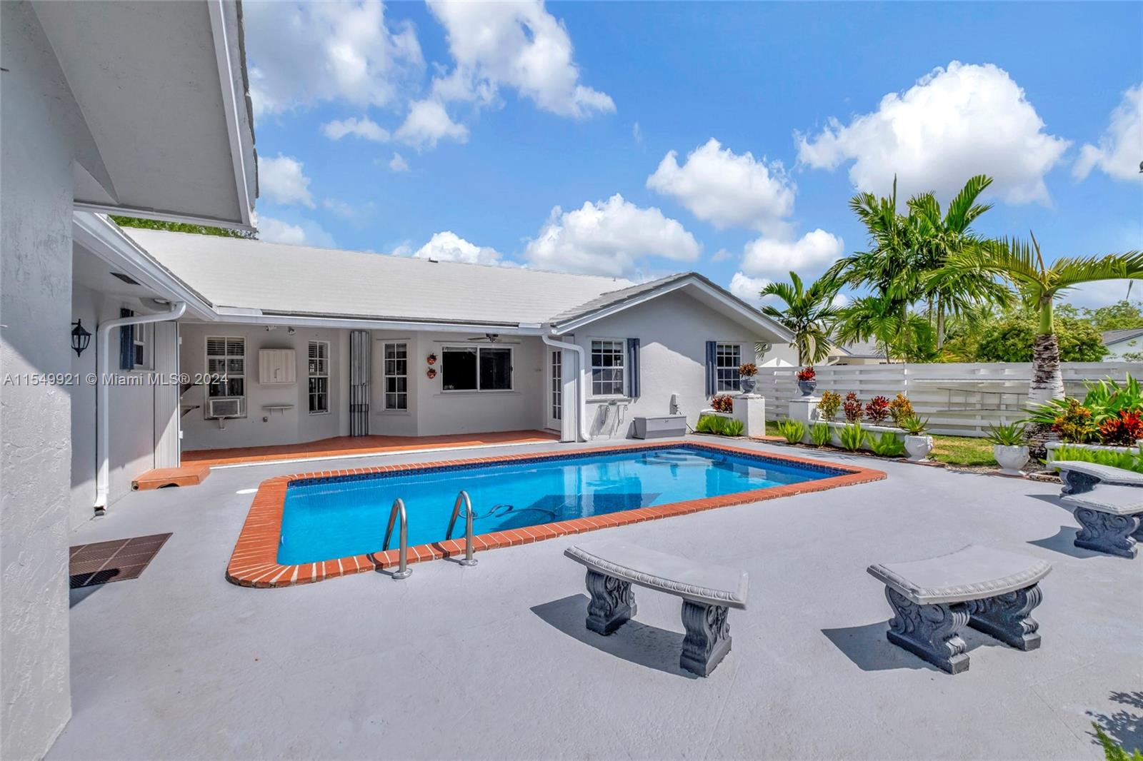 14030 145th Ter, Miami, FL, 33186 United States, 5 Bedrooms Bedrooms, ,3 BathroomsBathrooms,Residential,For Sale,145th Ter,A11549921