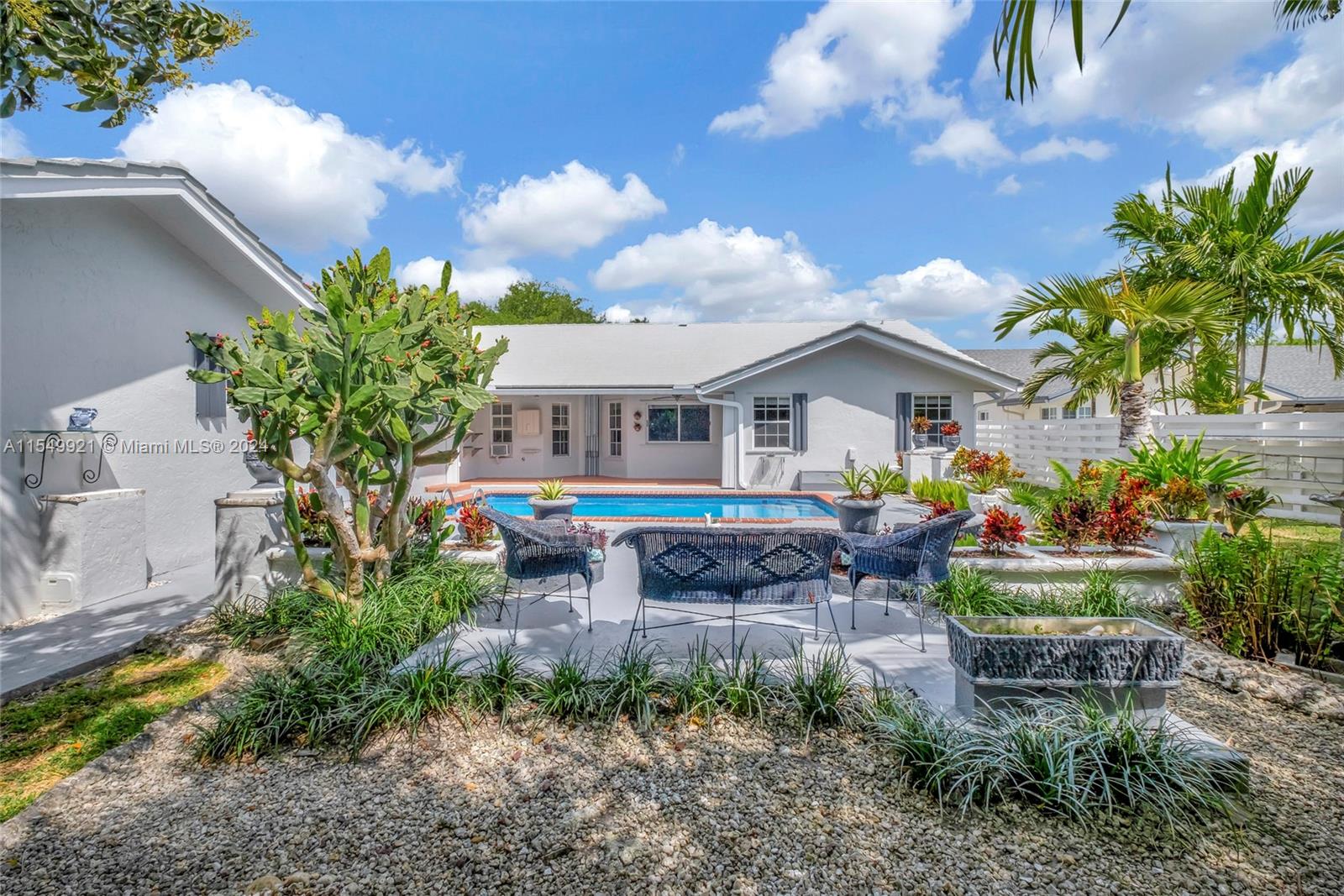 14030 145th Ter, Miami, FL, 33186 United States, 5 Bedrooms Bedrooms, ,3 BathroomsBathrooms,Residential,For Sale,145th Ter,A11549921