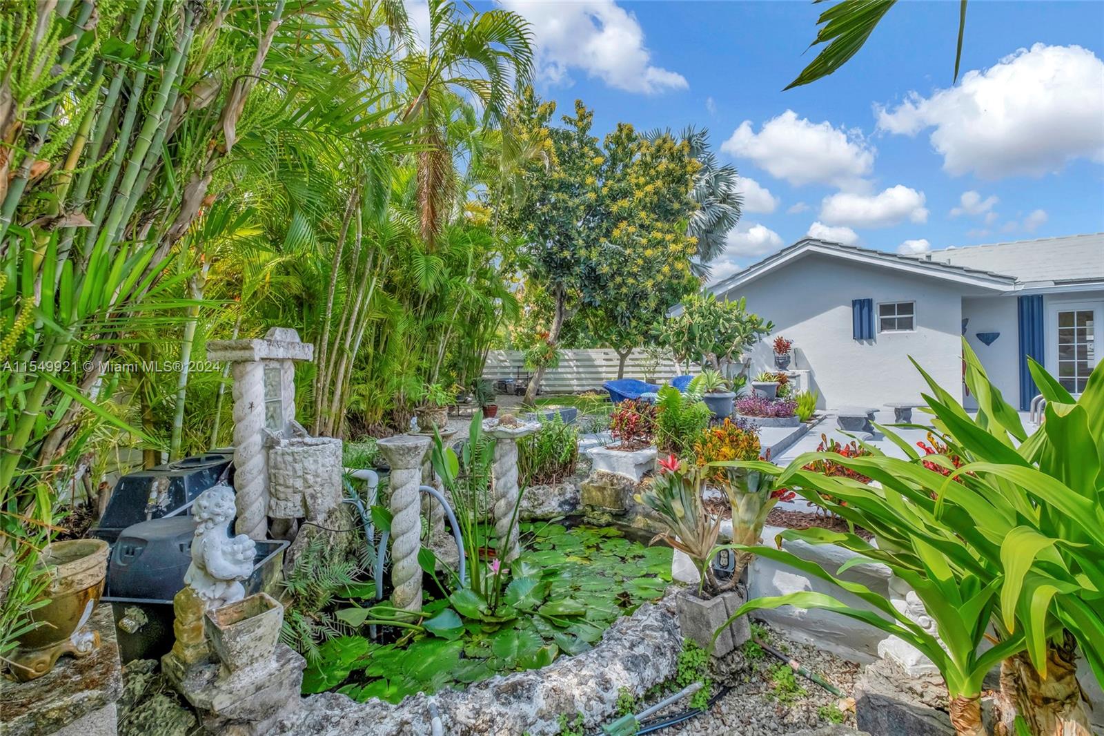 14030 145th Ter, Miami, FL, 33186 United States, 5 Bedrooms Bedrooms, ,3 BathroomsBathrooms,Residential,For Sale,145th Ter,A11549921
