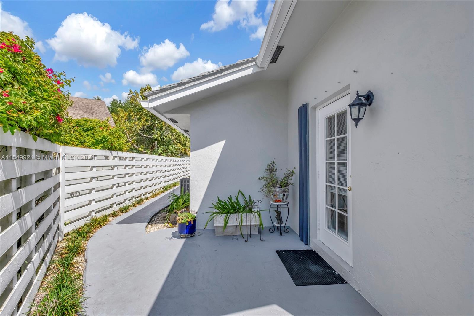 14030 145th Ter, Miami, FL, 33186 United States, 5 Bedrooms Bedrooms, ,3 BathroomsBathrooms,Residential,For Sale,145th Ter,A11549921