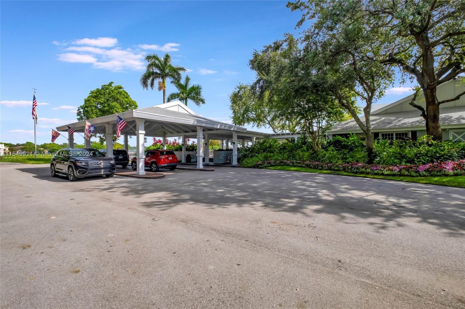 14030 145th Ter, Miami, FL, 33186 United States, 5 Bedrooms Bedrooms, ,3 BathroomsBathrooms,Residential,For Sale,145th Ter,A11549921