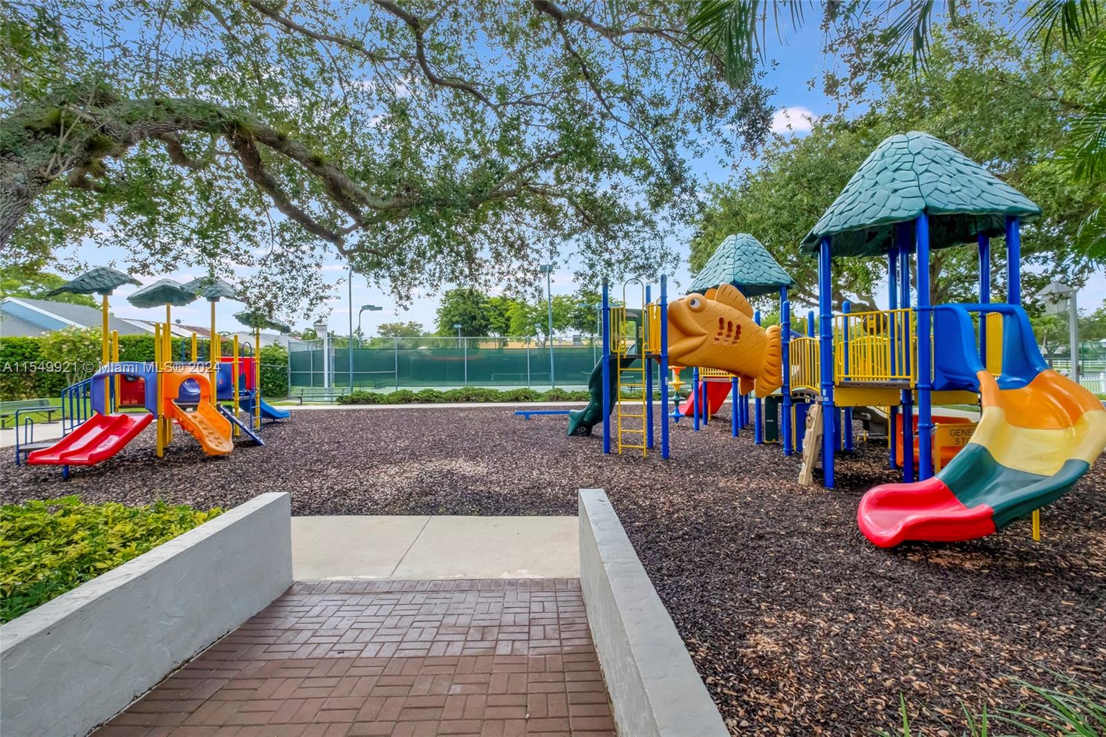 14030 145th Ter, Miami, FL, 33186 United States, 5 Bedrooms Bedrooms, ,3 BathroomsBathrooms,Residential,For Sale,145th Ter,A11549921