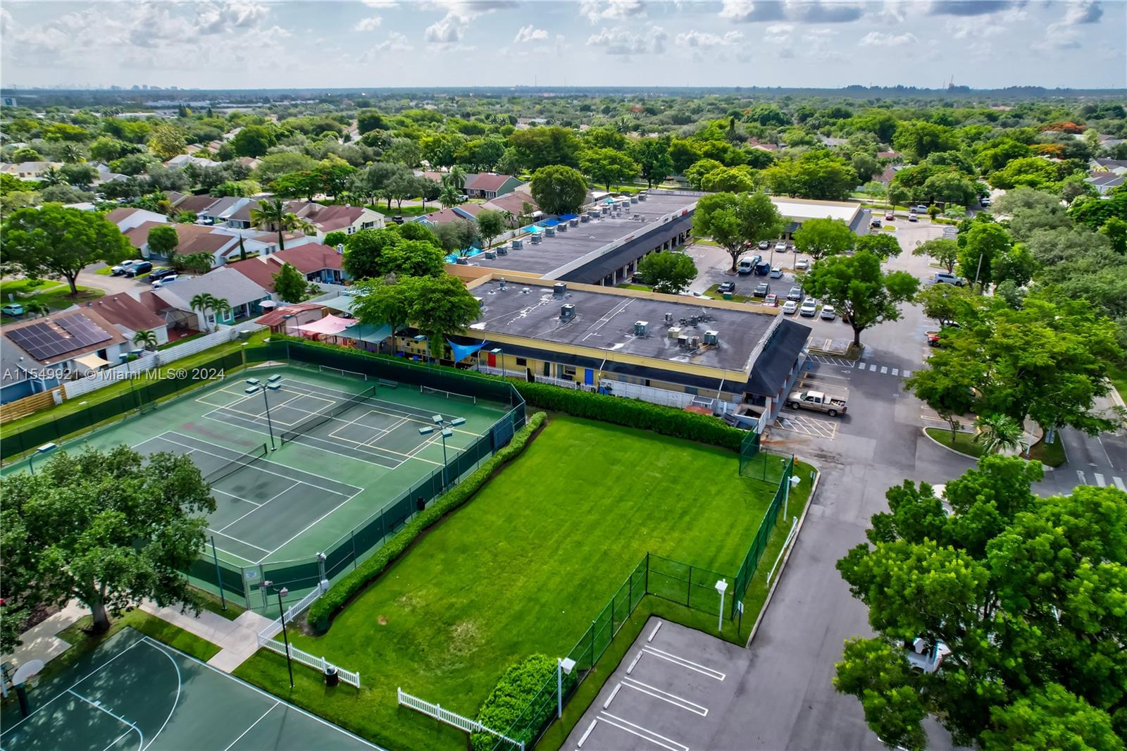 14030 145th Ter, Miami, FL, 33186 United States, 5 Bedrooms Bedrooms, ,3 BathroomsBathrooms,Residential,For Sale,145th Ter,A11549921