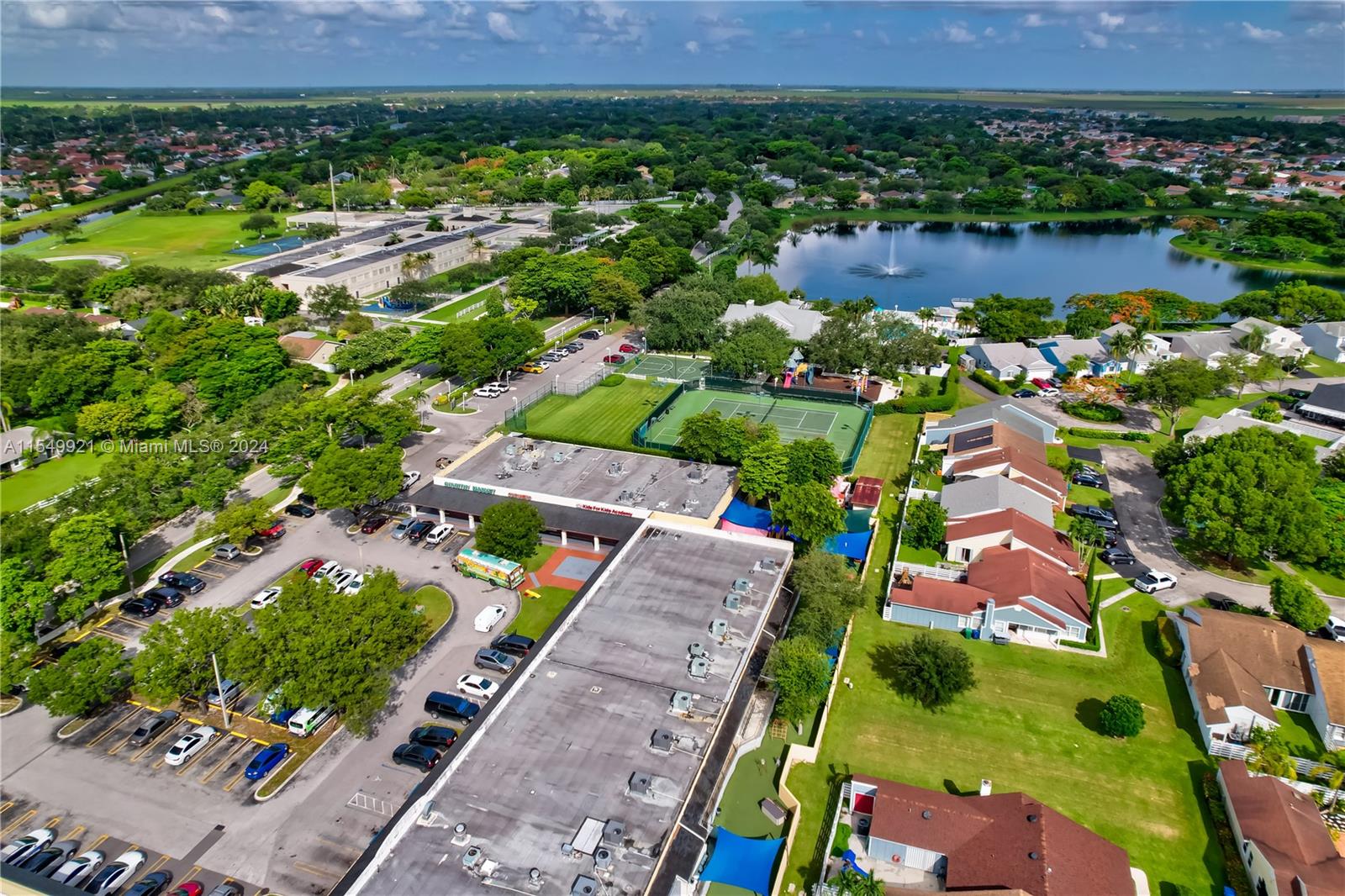 14030 145th Ter, Miami, FL, 33186 United States, 5 Bedrooms Bedrooms, ,3 BathroomsBathrooms,Residential,For Sale,145th Ter,A11549921