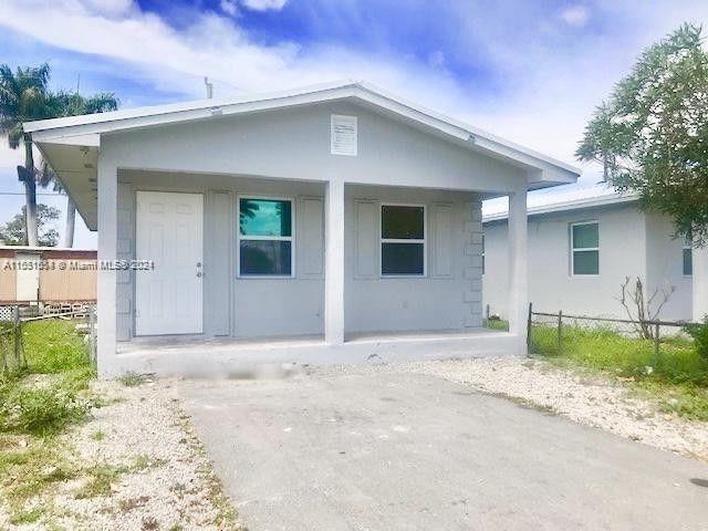 605 Amaryllis Ave, Pahokee, FL 33476