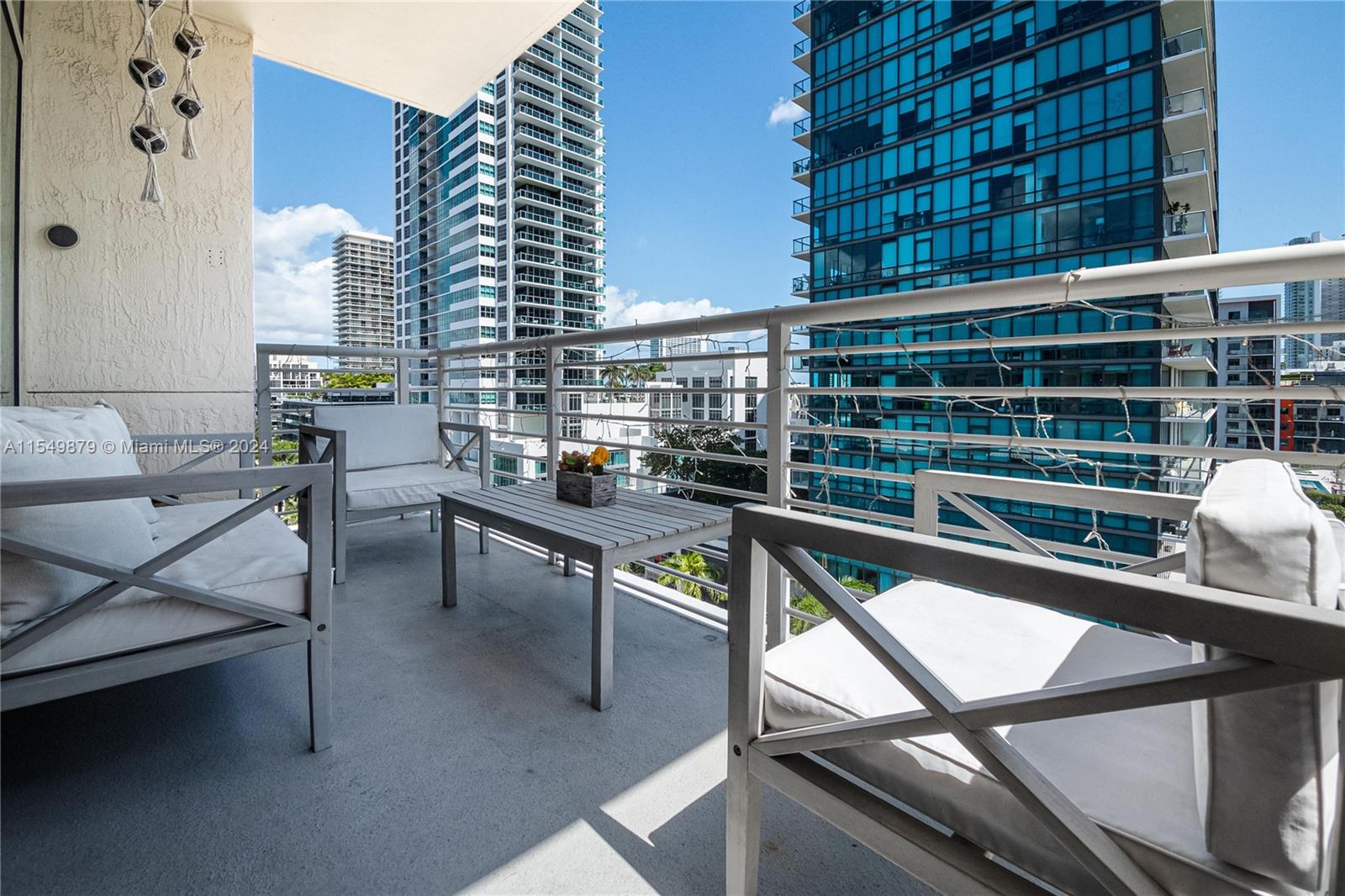 3250 1st Ave, Miami, FL, 33137 United States, 2 Bedrooms Bedrooms, ,2 BathroomsBathrooms,Residential,For Sale,1st Ave,A11549879