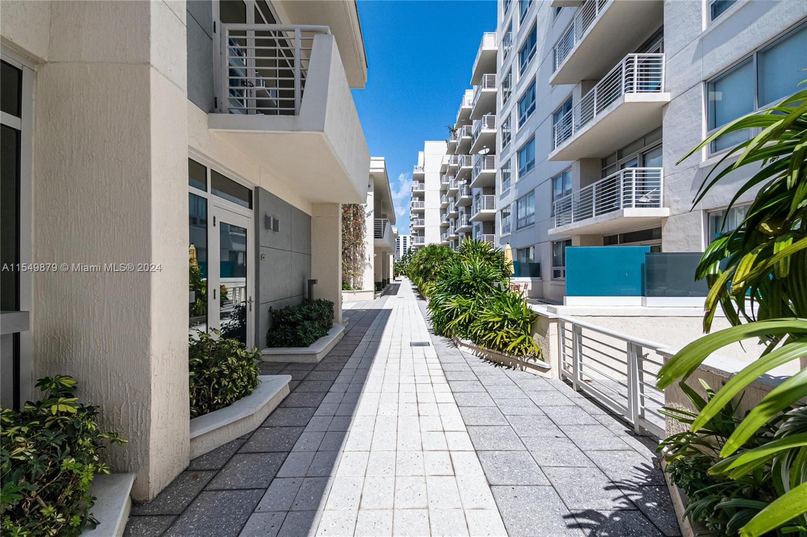 3250 1st Ave, Miami, FL, 33137 United States, 2 Bedrooms Bedrooms, ,2 BathroomsBathrooms,Residential,For Sale,1st Ave,A11549879