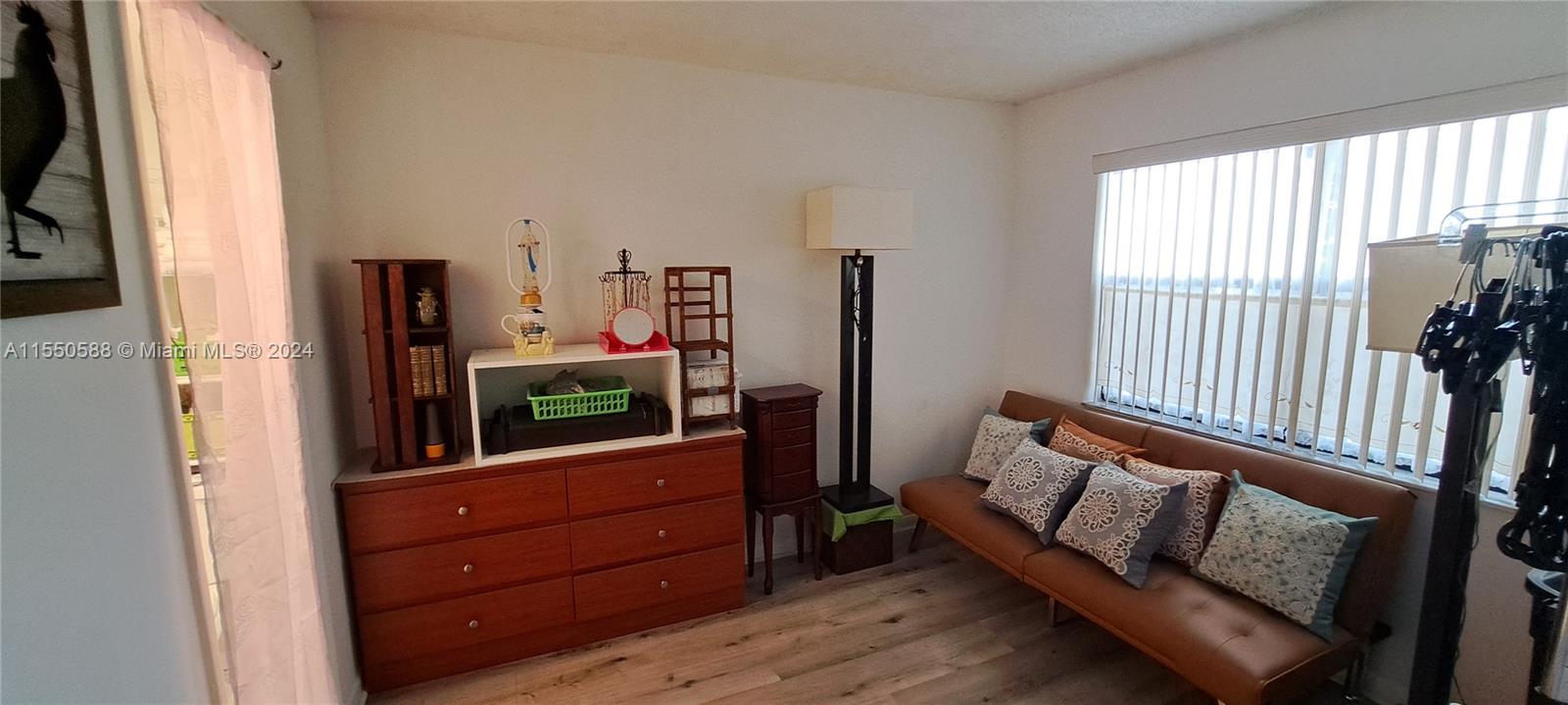 Sunrise, FL, 33322 United States, 2 Bedrooms Bedrooms, ,1 BathroomBathrooms,Residential,For Sale,A11550588