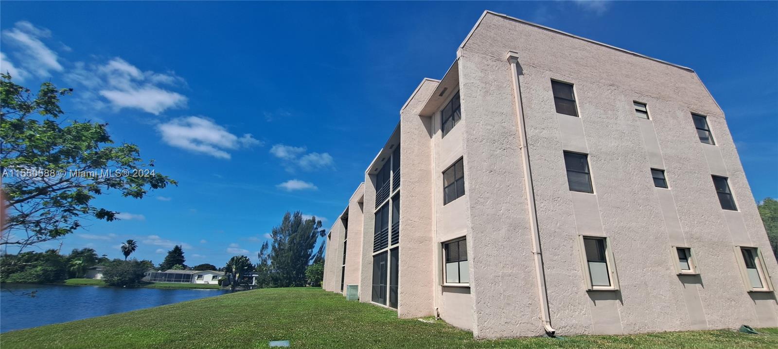Sunrise, FL, 33322 United States, 2 Bedrooms Bedrooms, ,1 BathroomBathrooms,Residential,For Sale,A11550588