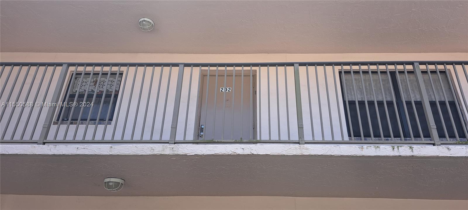 Sunrise, FL, 33322 United States, 2 Bedrooms Bedrooms, ,1 BathroomBathrooms,Residential,For Sale,A11550588